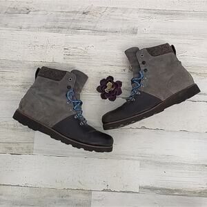 UGG | Shoes | Ugg Lyle Chukka Boot | Poshmark display picture 1